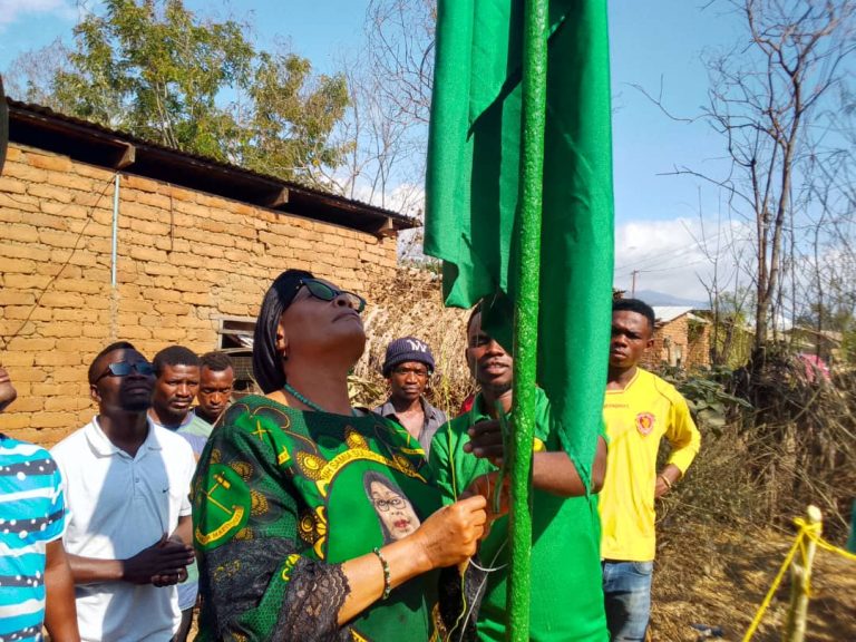 MHESHIMIWA ANNE KILANGO AZINDUA SHINA LA TAWI  UVCCM KADANDO MAORE.