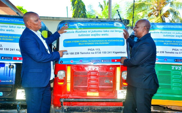TAKUKURU KIGAMBONI WAWATUMIA MAAFISA USAFIRISHAJI KUTOA ELIMU YA KUZUIA RUSHWA KATIKA UCHAGUZI