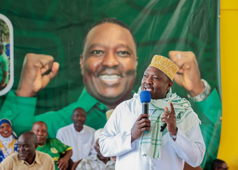 GAVU AJIVUNIA UTEKELEZAJI WA ILANI JIMBO LA CHWAKA,AMPONGEZA RAIS MWINYI.