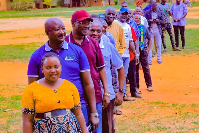 WAZIRI SIMBACHAWENE ATOA WITO KWA WATANZANIA KUJIANDIKISHA KWENYE DAFTARI LA KUDUMU LA WAPIGA KURA