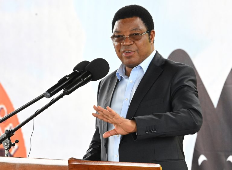 WAZIRI MKUU MGENI RASMI TAMASHA LA AZIMIO LA KIZIMKAZI