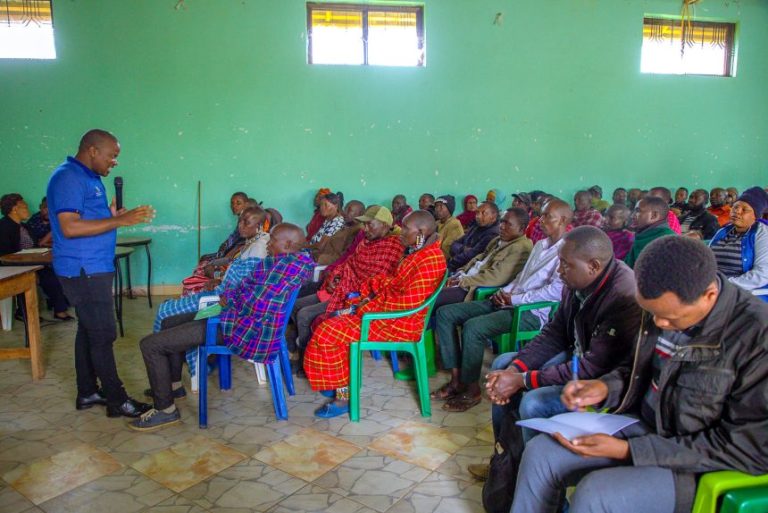 NGORONGORO WASISITIZWA KUACHA KUTUNZA FEDHA NYUMBANI