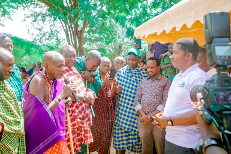 WAZIRI JAFO AIPONGEZA NDC KWA KAZI NZURI KATA YA ENGARUKA