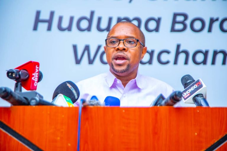WAZIRI RIDHIWANI ATAKA WAKURUGENZI WA MAMLAKA ZA SERIKALI ZA MITAA KUSIMAMIA MAPATO NA MALIMBIKIZO YA WATUMISHI WA UMMA