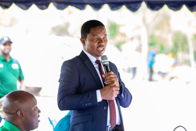 DKT.JAFO ATAKA HUDUMA KWA WAKATI ZAHANATI YA BWAMA.