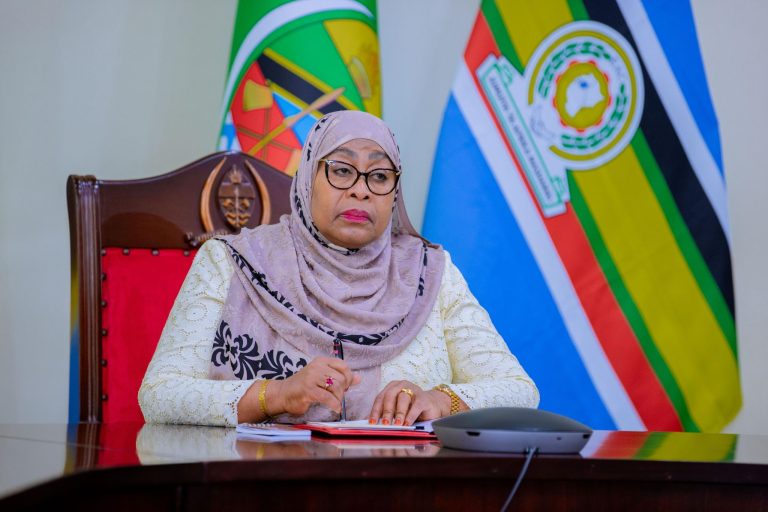 RAIS SAMIA KATIKA KIKAO CHA DHARURA CHA WAKUU WA NCHI ZA AFRIKA MASHARIKI