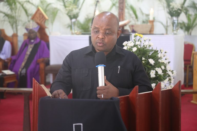 WAZIRI OFISI YA MAKAMU WA RAIS ASHIRIKI MAZISHI YA BI. SIFAEL MUSHI