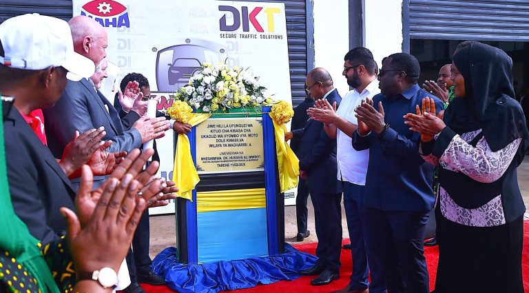 RAIS WA ZANZIBAR MHE,DK. MWINYI AFUNGUA KITUO CHA KISASA CHA UKAGUZI NA UPASISHAJI GARI DOLE KWASILVA ZANZIBAR