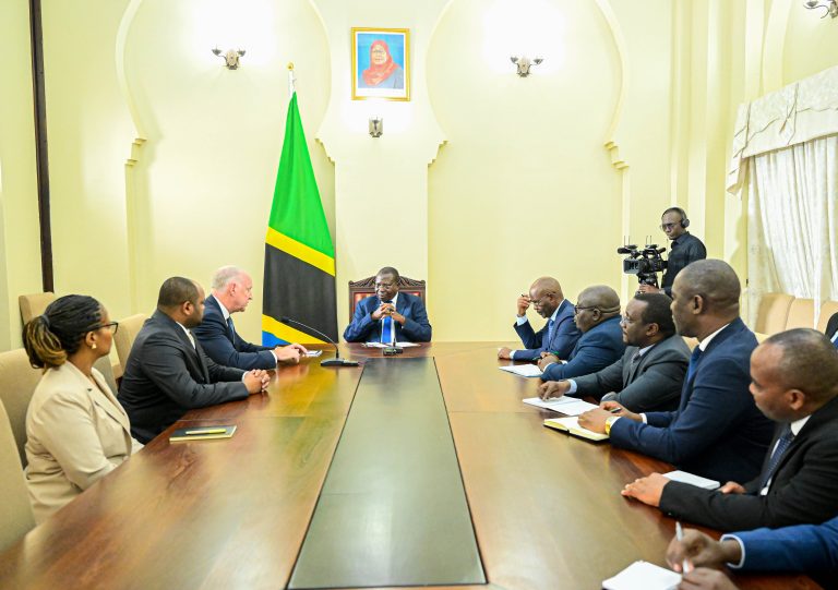 MAKAMU WA RAIS AFANYA MAZUNGUMZO NA KAMPUNI YA INNOVO YA UINGEREZA