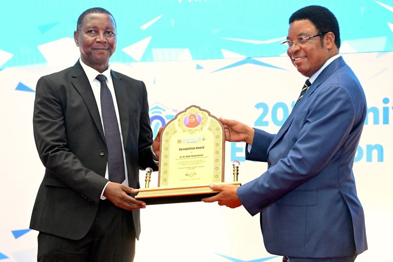 TRILIONI 8.2 ZATUMIKA KUKOPESHA WANAFUNZI KATIKA KIPINDI CHA MIAKA 20-MAJALIWA.