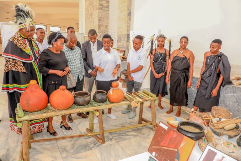 UDOM YAUNGA MKONO JITIHADA ZA WIZARA YA MALIASILI NA UTALII UHIFADHI URITHI WA MALIKALE