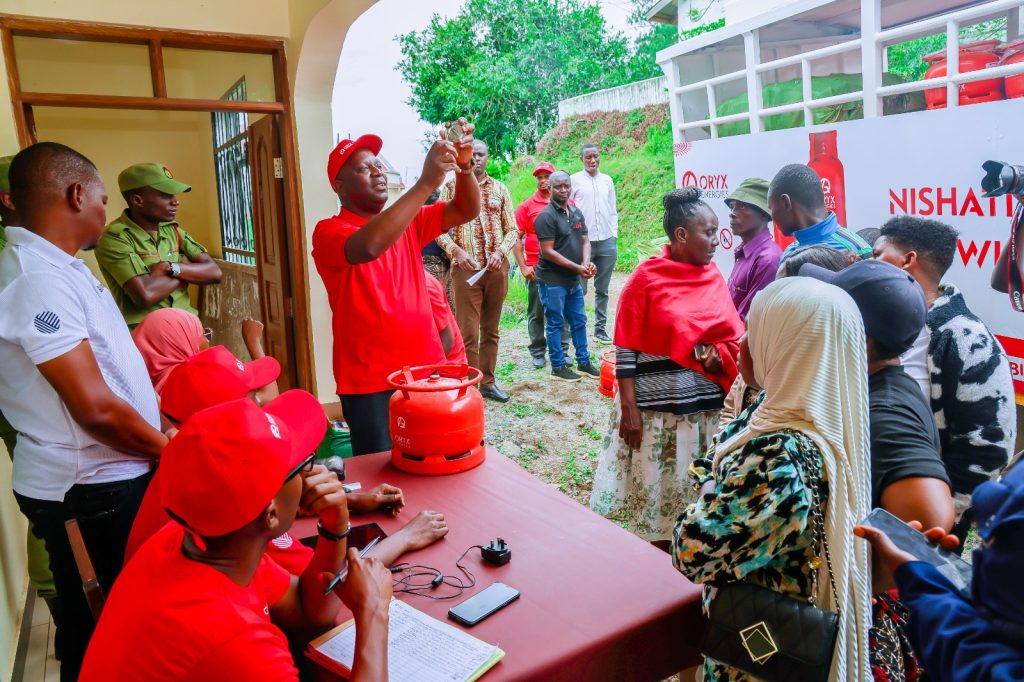 REA YAANZA KUSAMBAZA MITUNGI YA GESI ZAIDI YA 19,000 MKOANI MBEYA