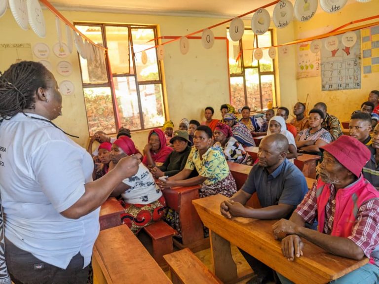 MAMA SAMIA LEGAL AID (MSLAC) YATOA ELIMU YA UMILIKI ARIDHI KWA WANANCHI 