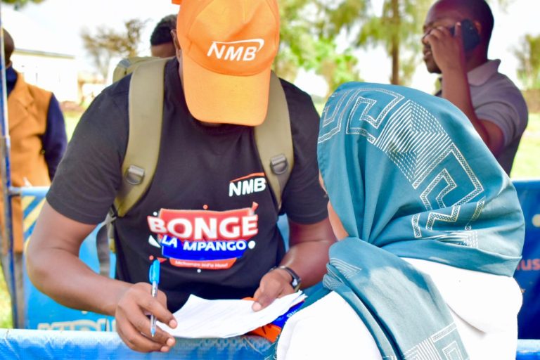 WAKULIMA MAZAO YA MISITU, CHAKULA NA BIASHARA WA PESA SOMO NMB KIJIJI DAY