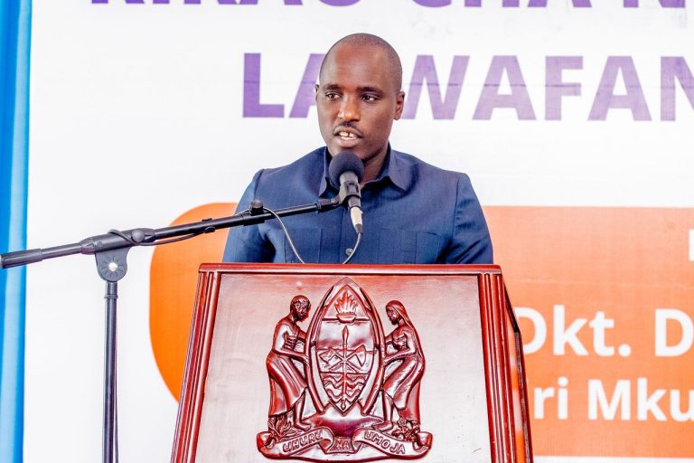 DKT.BITEKO AIPONGEZA EWURA KULETA UTULIVU KWENYE NISHATI