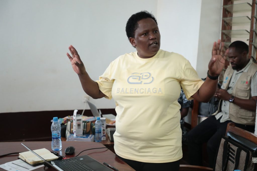 WITO WATOLEWA KWA AKINA MAMA KUOSHA MATITI KABLA YA KUNYONYESHA WATOTO ...