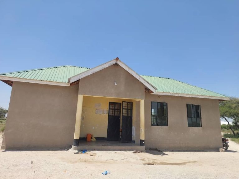 KANDASIKIRA WAISHUKURU FAJU 45 KUWAJENGEA OFISI