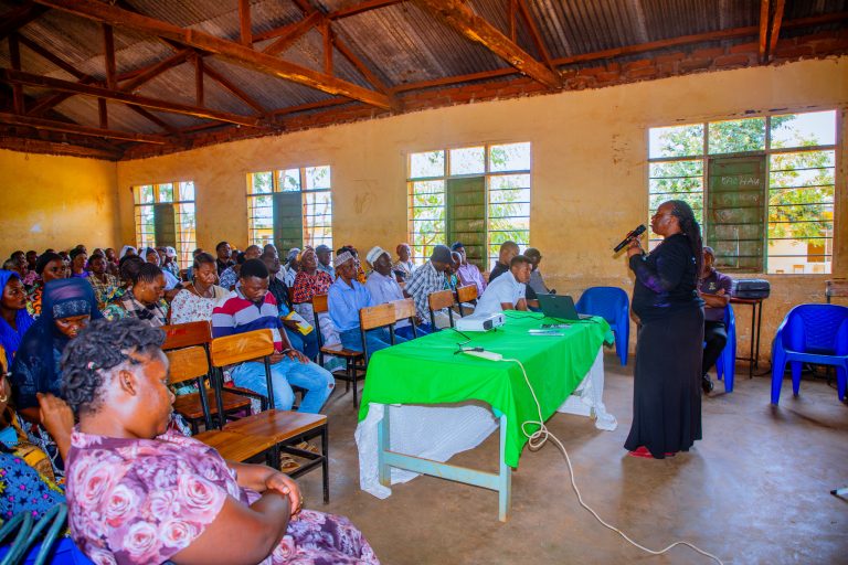 MWANGA NA WAHIMIZWA KUJISAJILI VIKUNDI VYA HUDUMA NDOGO VYA FEDHA