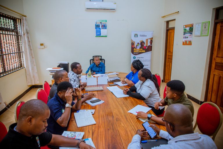 WANANCHI WA WILAYA YA SAME WASHAURIWA KUTUMIA WATOA HUDUMA ZA FEDHA WALIO SAJILIWA