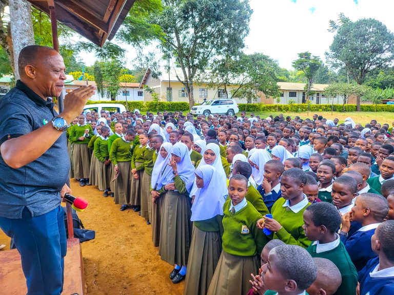 WAZAZI WASHAURIWA KUWAFUNDISHA WATOTO UMUHIMU WA KUWEKA AKIBA