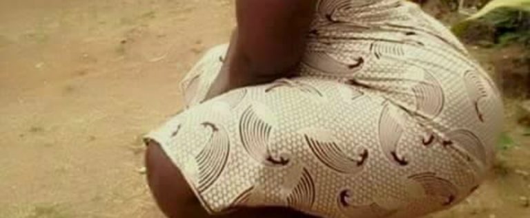 MAMA MKWE AUKUBALI MCHEPUKO KISA FEDHA