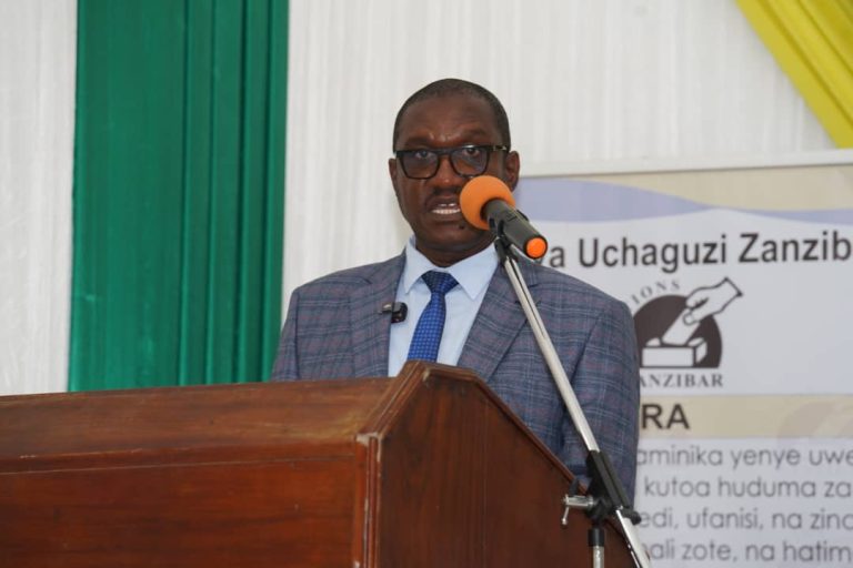 MWENYEKITI WA ZEC JAJI KAZI ATAKA WANANCHI WALIOFIKA UMRI WA KUPIGA KURA KUJIANDIKISHA