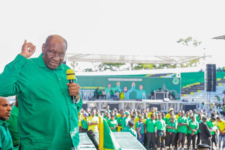 HAKUNA MWENYE UWEZO WA  KUAHIRISHA UCHAGUZI MKUU