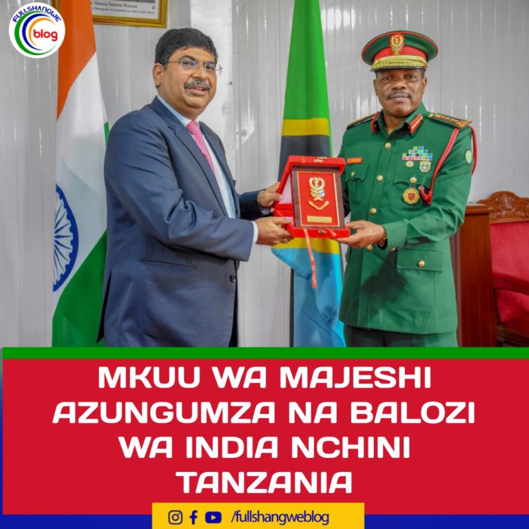 MKUU WA MAJESHI AZUNGUMZA NA BALOZI WA INDIA NCHINI TANZANIA
