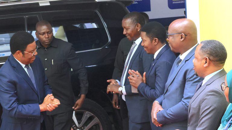 WAZIRI MKUU AFUNGUA KILELE CHA MAADHIMISHO YA MIAKA 50 YA VETA