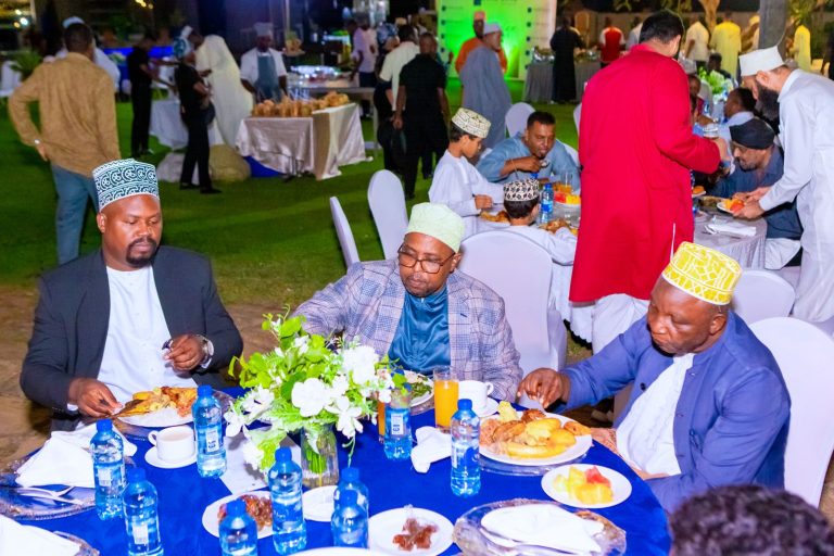 BENKI YA EXIM YAANDAA FUTARI TANGA NA ZANZIBAR KUIMARISHA UHUSIANO NA JAMII
