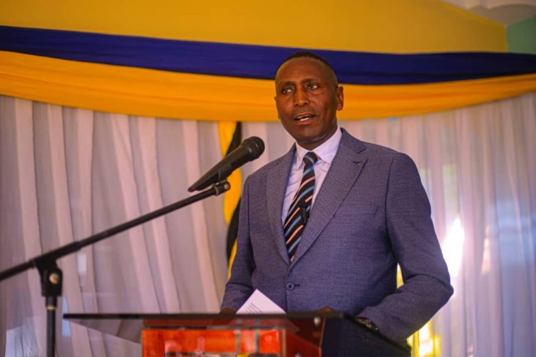 MAREMA WAMPONGEZA ELISHA MNYAWI KWA KUJITOLEA SHILINGI MILIONI 5.6