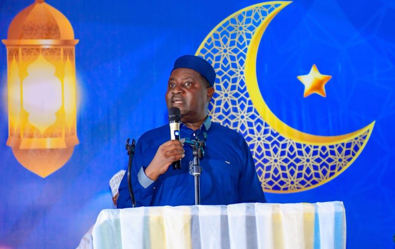 RC KUNENGE AUNGANA NA JAMII, WATOTO WANAOISHI KWENYE MAZINGIRA MAGUMU KWENYE IFTAR ILIYOANDALIWA NA RAIS SAMIA