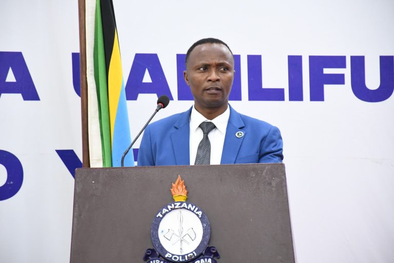 DCI KINGAI AKUTANA NA WAKUU WA UPELELEZI MIKOA KUUJADILI UHALIFU WA KIFEDHA.