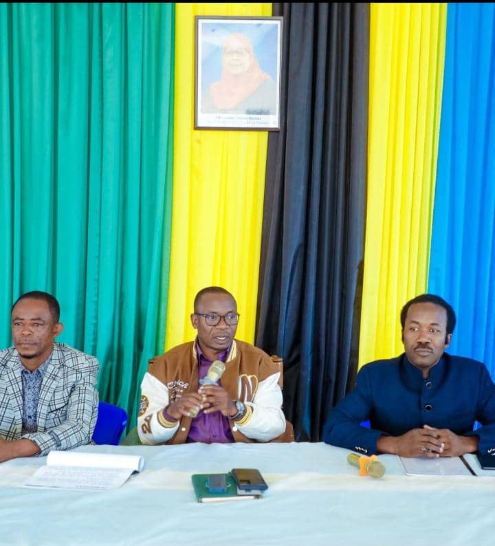 DC SUMBAWANGA AKUTANA NA WADAU WA AFYA NA MAENDELEO KWA MAZUNGUZO
