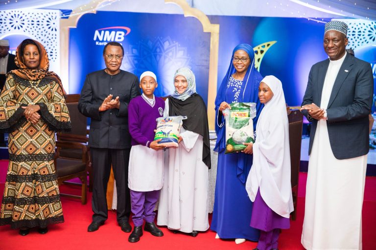 NMB YAENDELEA UTAMADUNI WA FUTARI YA KIPEKEE KWA WATOTO VITUO VITANO NA WABUNGE DODOMA