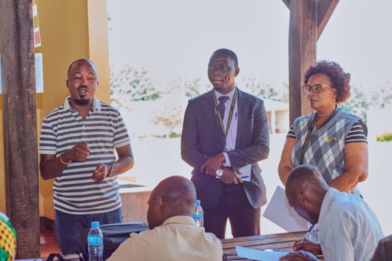 TRA WILAYA YA ULANGA YATOA ELIMU YA MLIPA KODI KWA KAMPUNI YA MITIKI