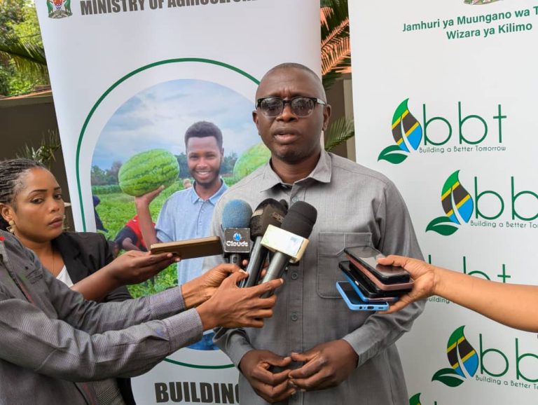 AGRA YAWAKUTANISHA VIJANA ZAIDI YA  110 KUTOKA MAENEO MBALIMBALI MKOANI ARUSHA 