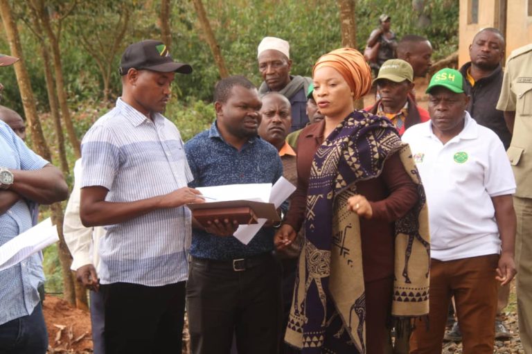 DC SAME, ATOA ONYO KALI KWA WANANCHI KUDAI UMILIKI WA ENEO LA KITUO CHA AFYA VUNTA