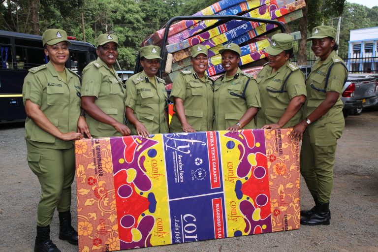 POLISI WATOA MSAADA KWA WANAFUNZI WENYE ULEMAVU, JAMII YATAKIWA KUWAKUMBUKA WENYE UHITAJI. 