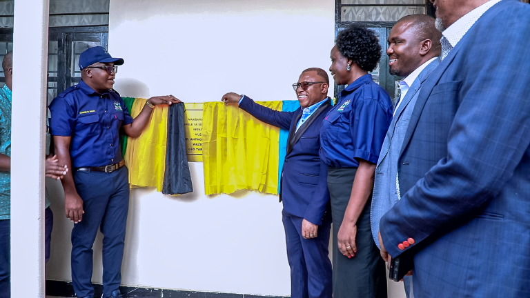 SHULE YA SEKONDARI VIWANDANI YAMSHUKURU MBUNGE MAVUNDE KUBORESHA MIUNDOMBINU YA ELIMU