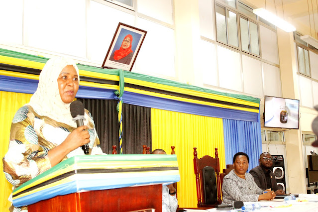 RC TANGA ALIPONGEZA SHIRIKA LA TASAC KWA UTOAJI WA ELIMU JUU YA MADHARA YA UCHAFUZI WA MAZINGIRA YA BAHARI
