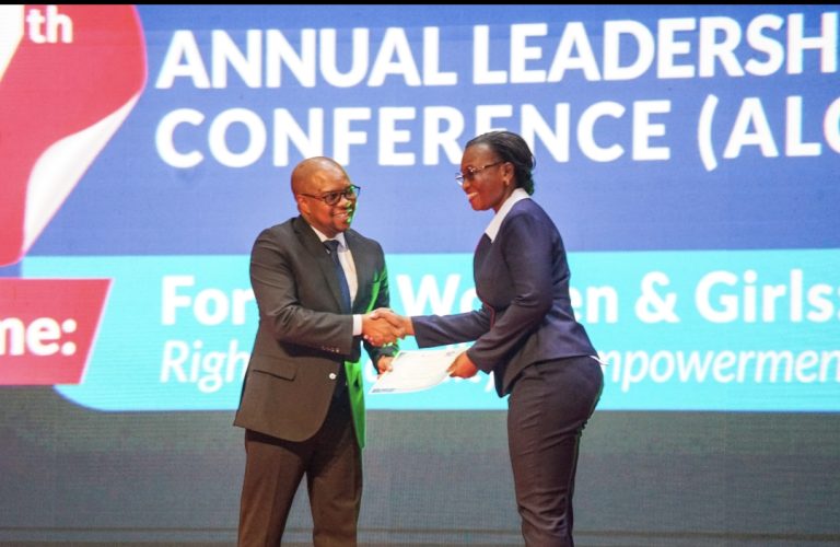 RAIS SAMIA SULUHU HASSAN WAHIMIZA WANAWAKE KUWAVUNJA VIKWAZO NA KUJAZI UWAZI WA UONGOZI