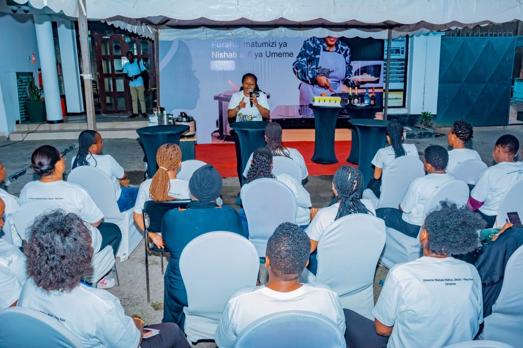 TANESCO TEMEKE WAPEWA ELIMU MATUMIZI YA JIKO JANJA KUADHIMISHA SIKU YA WANAWAKE DUNIANIA