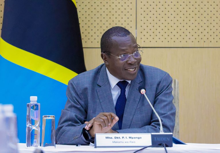 MAKAMU WA RAIS AONGOZA KIKAO CHA KAMATI YA PAMOJA YA SJMT NA SMZ YA KUSHUGHULIA MASUALA YA MUUNGANO