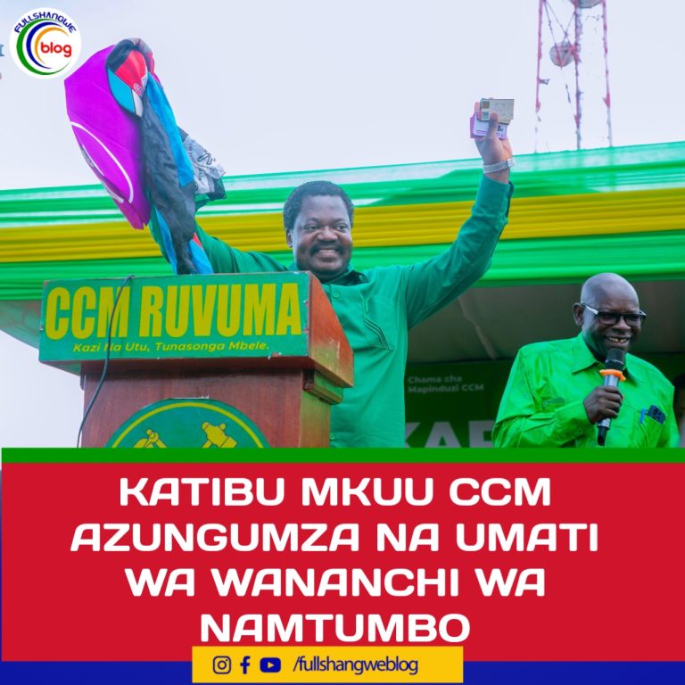 KATIBU MKUU CCM AZUNGUMZA NA UMATI WA WANANCHI WA NAMTUMBO