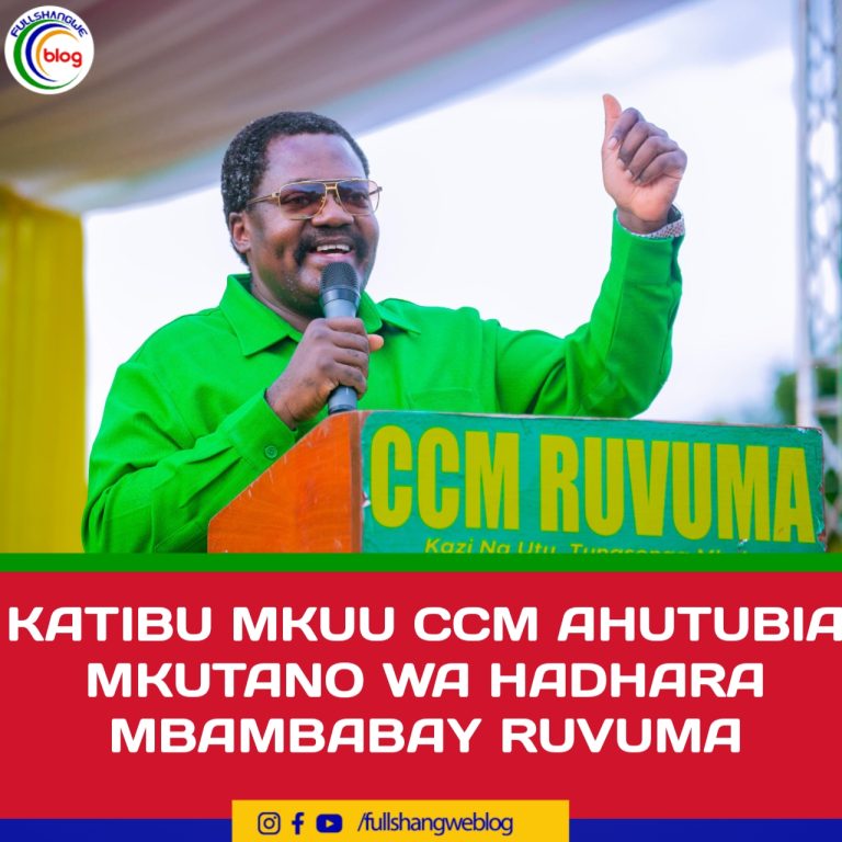 KATIBU MKUU CCM AHUTUBIA MKUTANO WA HADHARA MBAMBABAY RUVUMA
