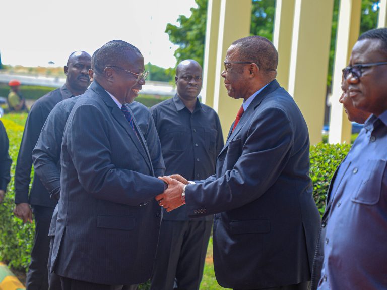MAKAMU WA RAIS ASHIRIKI KUMBUKIZI YA MIAKA 103 YA KUZALIWA BABA WA TAIFA