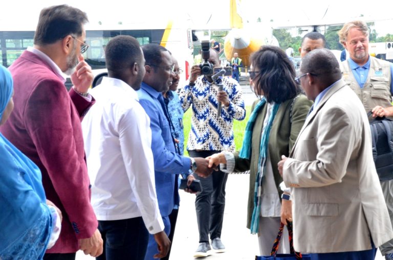 JUMLA YA MABALOZI 60 WAWASILI ZANZIBAR KWA ZIARA MAALUM KUANGALIA VIVUTIO VYA UTALII