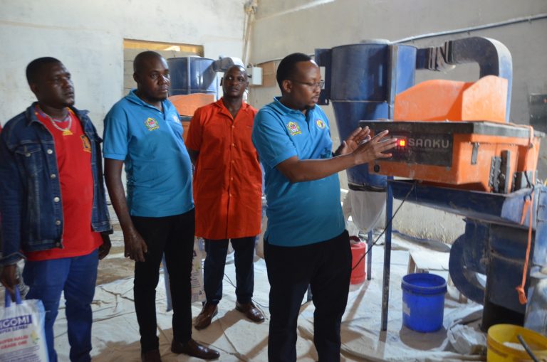 KAMPUNI YA SANKU TANZANIA LTD YAANZA KUFUNGA MASHINE ZA URUTUBISHAJI KWENYE CHAKULA
