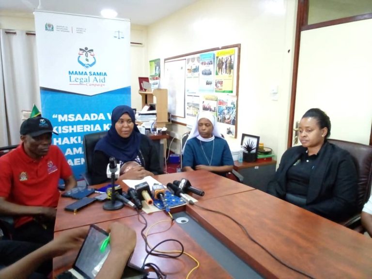WAKAZI TANGA WATAKIWA KUJITOKEZA KUPATA MSAADA WA KISHERIA